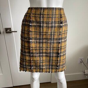 W Closet Plaid 100% Polyester Lined Mini Skirt w Fringe Detail Gold Blk Sz XS/S